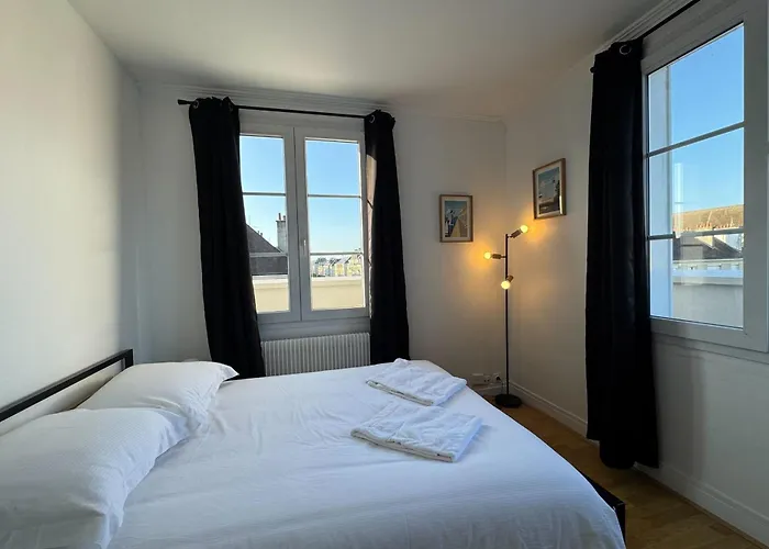 Lägenhet With Balcony - Castle View *